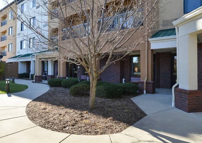 Courtyard by marriott milwaukee north brown deer