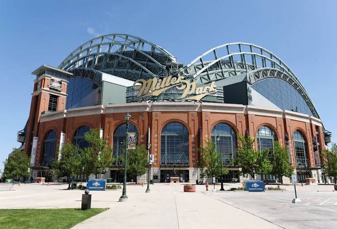 Fairfield inn & suites by marriott milwaukee airport