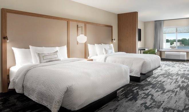 Fairfield inn & suites by marriott milwaukee west