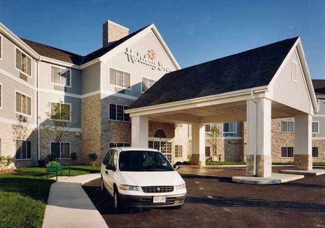 Holiday inn & suites milwaukee airport