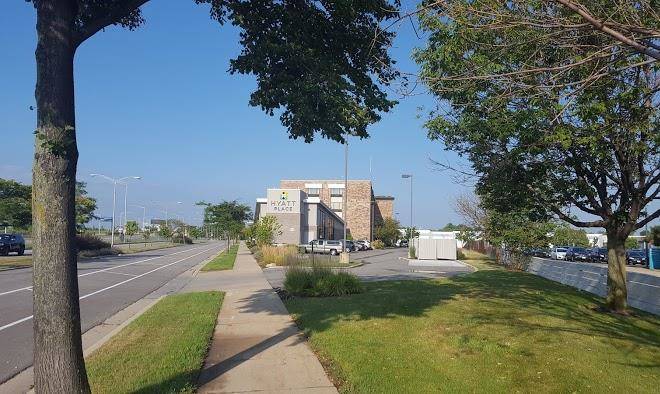 Hyatt place milwaukee airport
