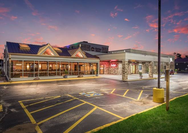 Clarion hotel and convention center baraboo
