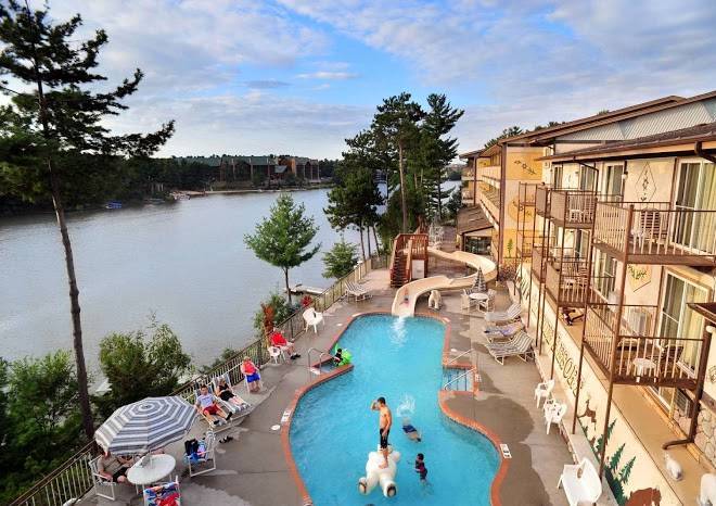 Cliffside resort & suites