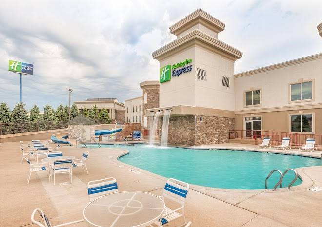 Holiday inn express wisconsin dells