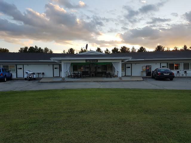 Skyview motel