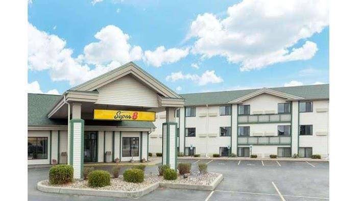 Super 8 by wyndham wisconsin dells