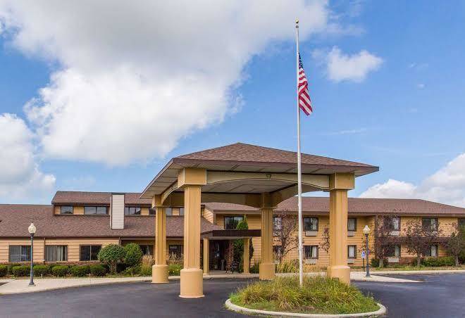 Days inn by wyndham sheboygan the falls