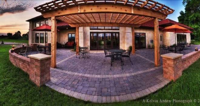 Draft horse inn and suites