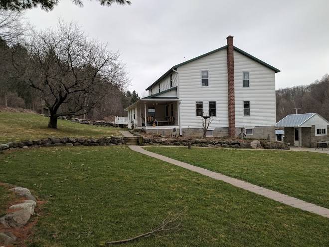 Country pleasures bed and breakfast