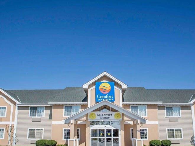 Comfort inn & suites jackson west bend
