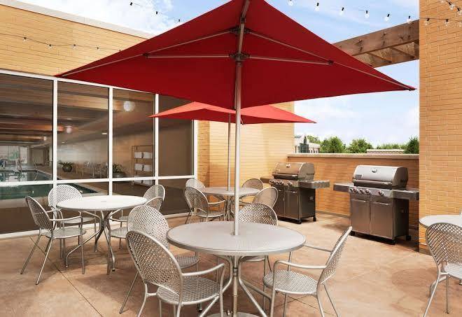 Home2 suites by hilton milwaukee brookfield