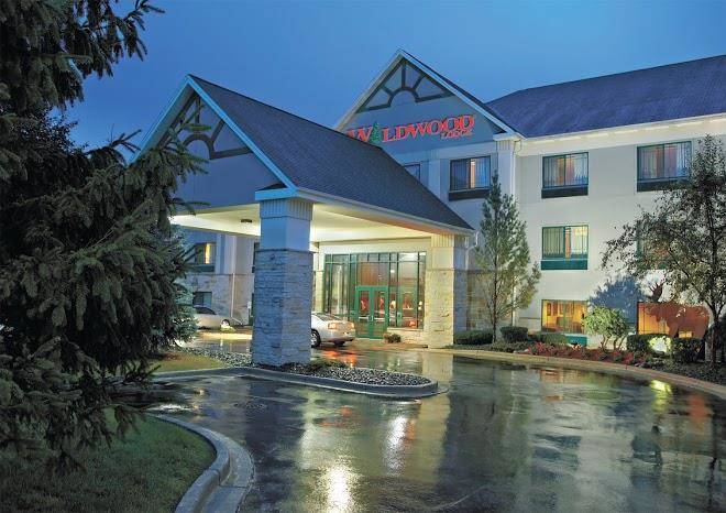 Wildwood lodge pewaukee