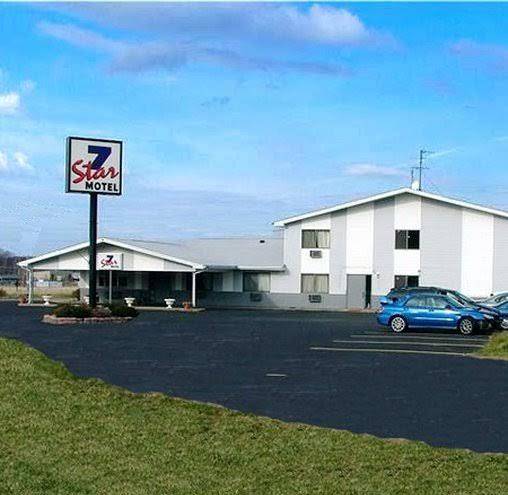 7 star motel marshfield