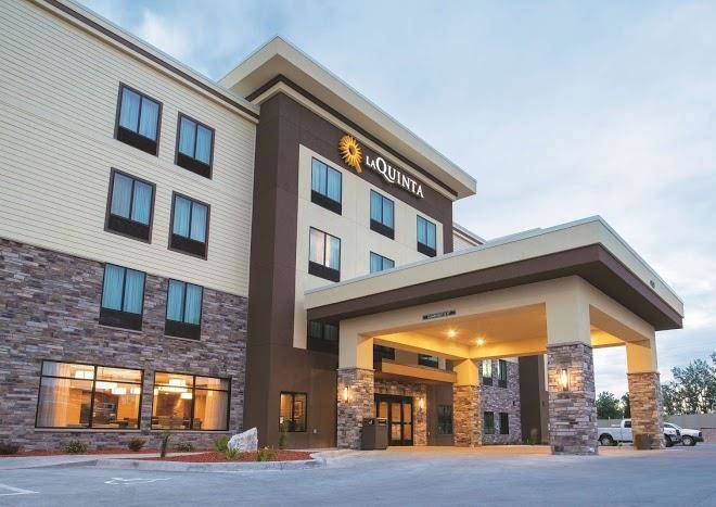 La Quinta Inn & Suites By Wyndham Gillette Image