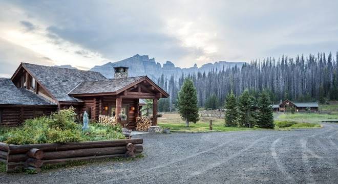 Brooks lake lodge & spa