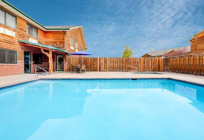 The Inn At Lander Travelodge By Wyndham Image