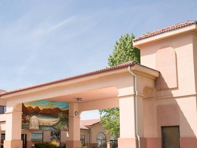 Quality inn thermopolis near hot springs
