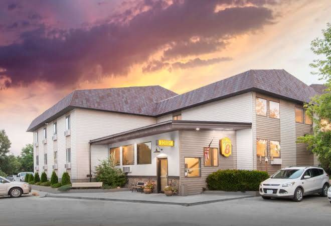 Super 8 by wyndham buffalo