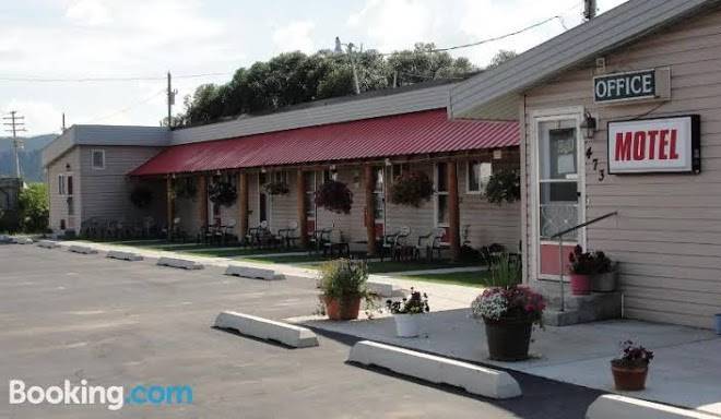 Snider's rustic inn llc