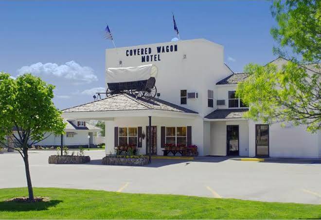 Covered wagon motel