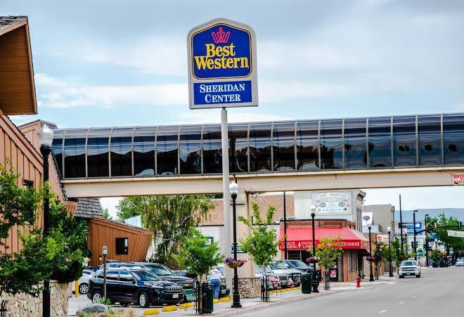 Best western sheridan center