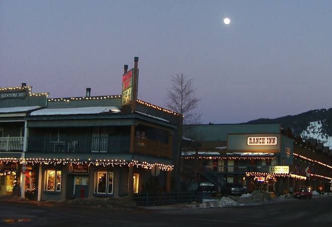 Ranch inn motel