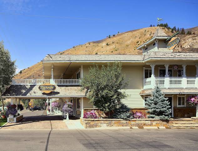 The Parkway Inn Image