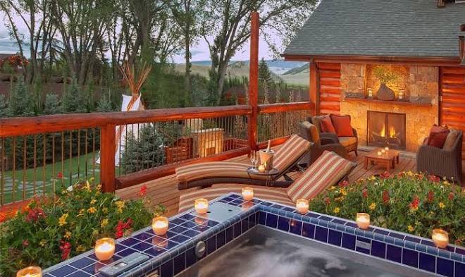 The spa suites at rustic inn