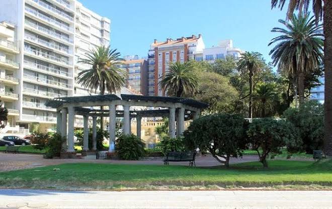 Pocitos plaza hotel
