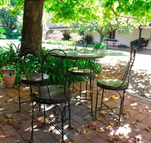 Hosteria estancia la paz
