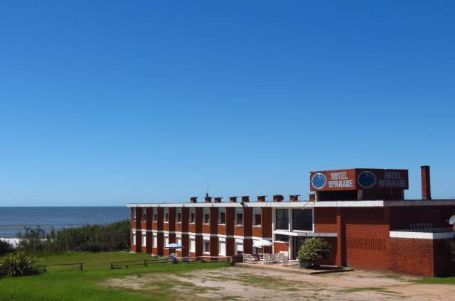 Hotel rivamare