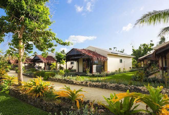 Aquana beach resort