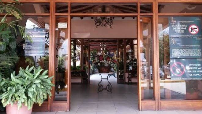 Hotel el serrano
