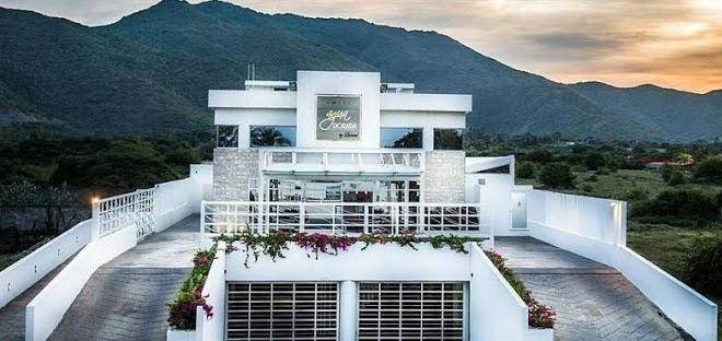 Agua dorada beach hotel by lidotel