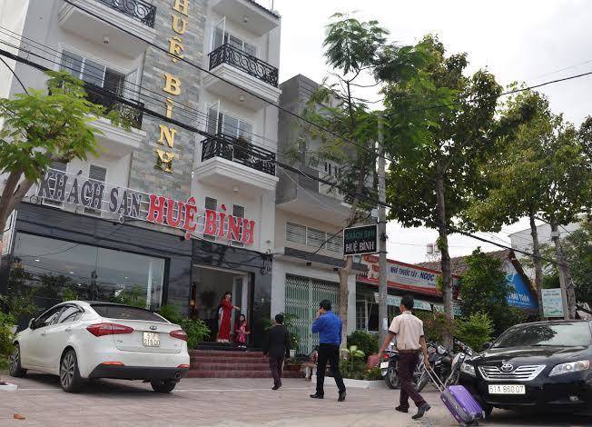 Khach sn hu binh