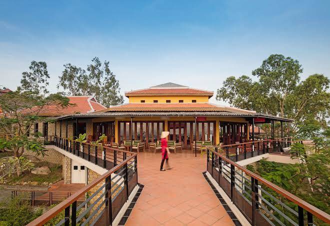 Victoria nui sam lodge