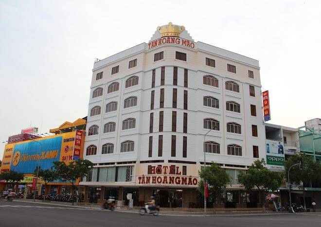 Khach sn tan hoang mao