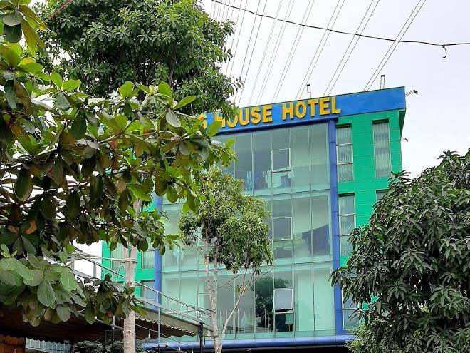 Choi's hotel