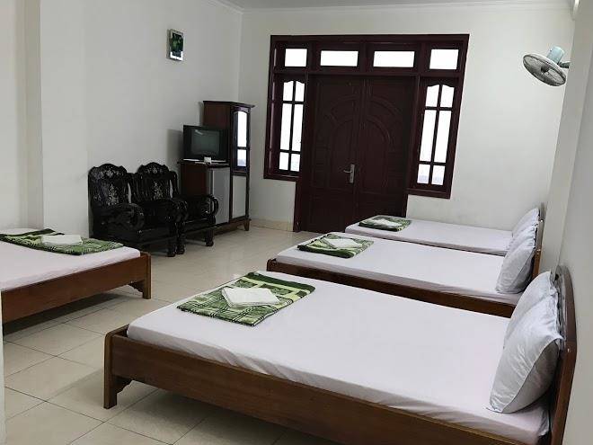 Anh Tu Hotel Image