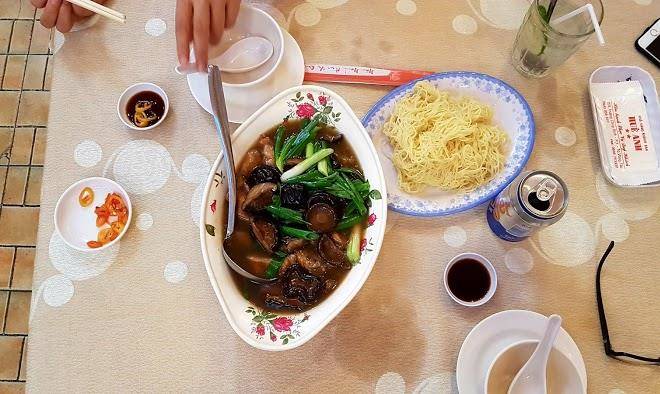 Hotels Hue Anh Image