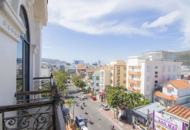 Prague hotel vung tau
