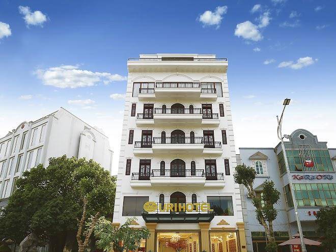 Phoenix 2 international hotel