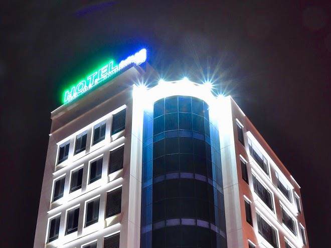 Ngoi thuong hotel t son