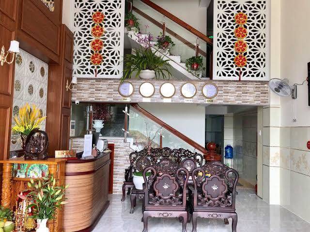Hotel thanh tho