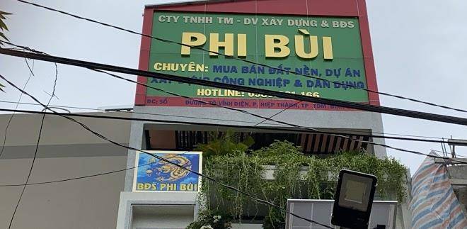 Song tra hotel