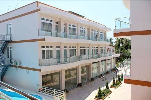 1001 hotel