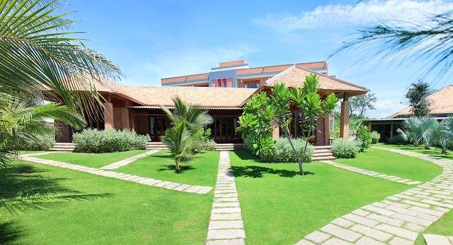Blue shell resort
