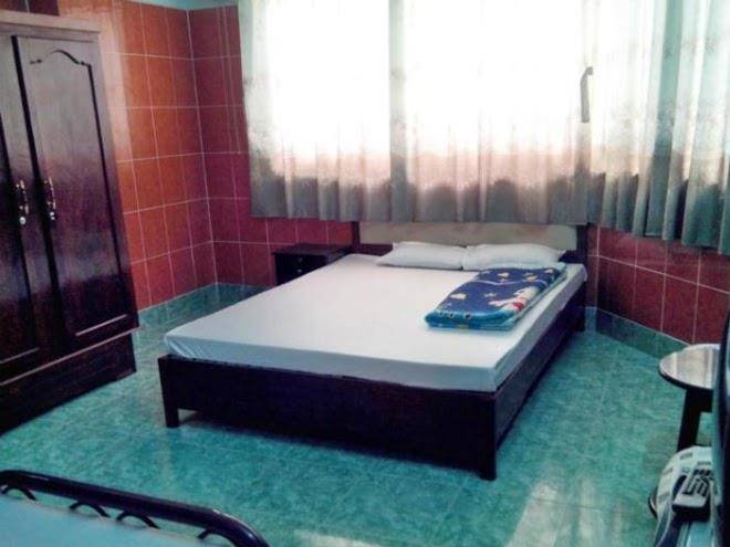 Hotel hi triu
