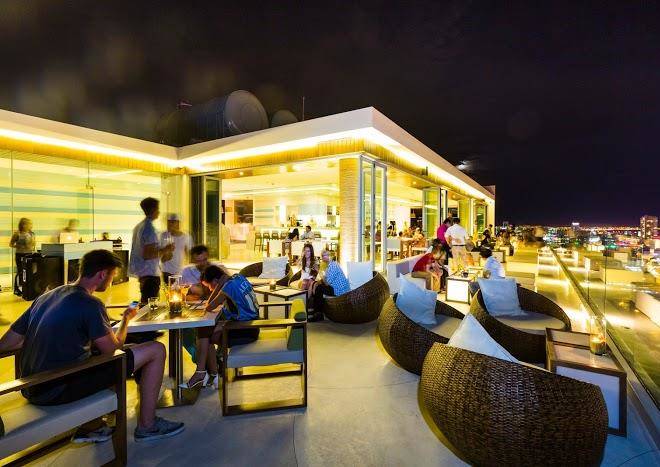 A la carte danang beach