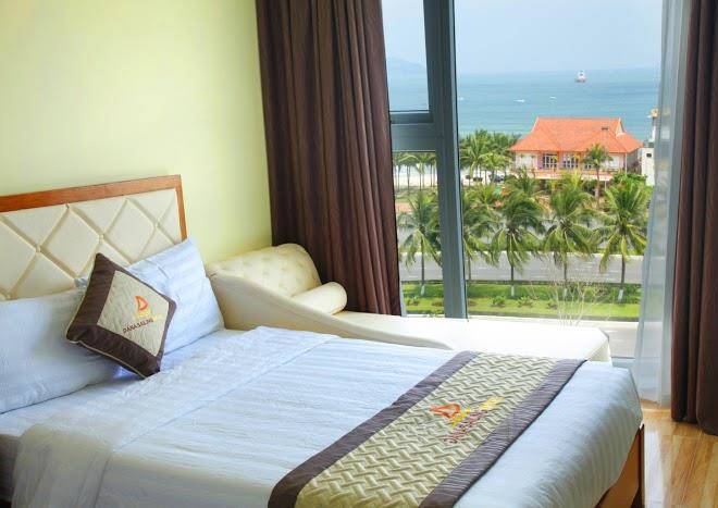 Dana sailing hotel